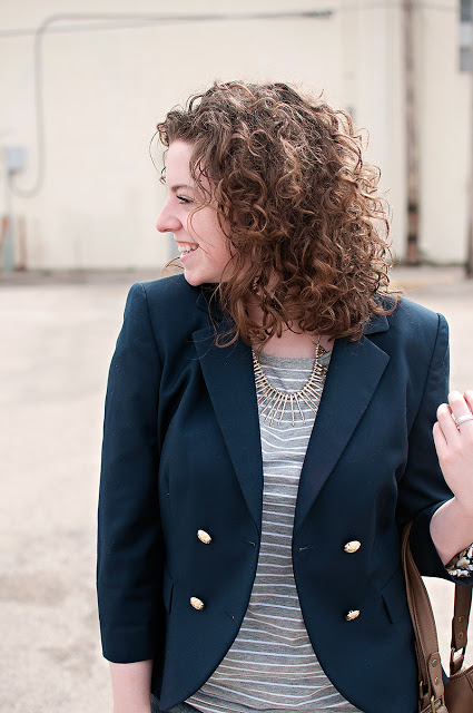 Navy blue blazer with boyfriend jeans