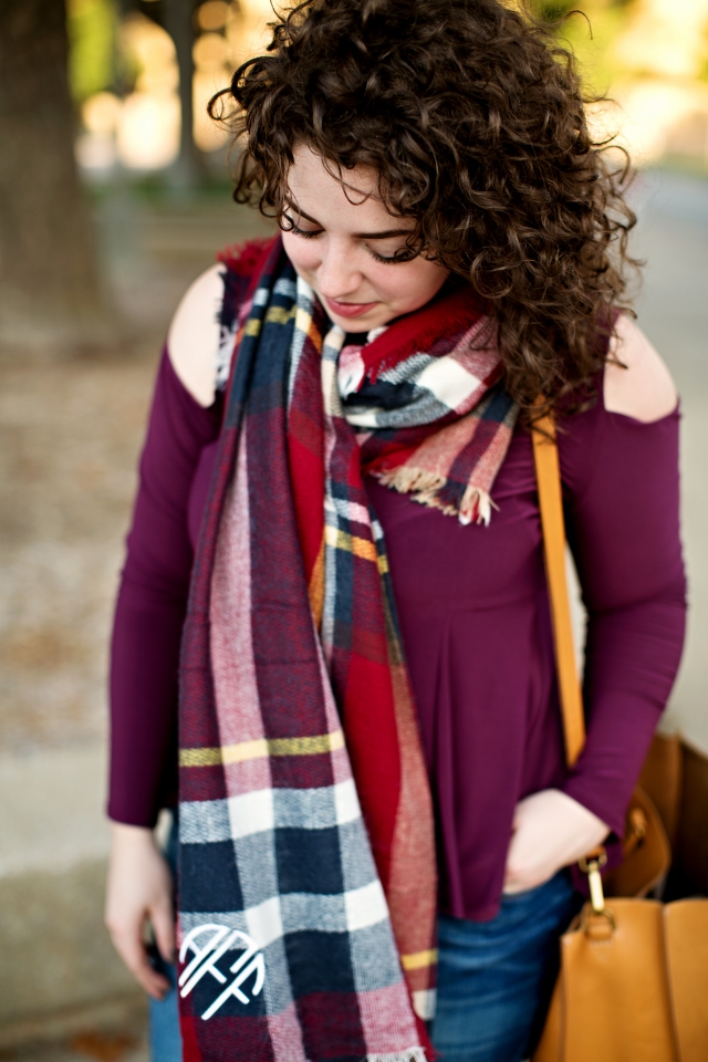 social-manor-blanket-scarf-outfit_640x960